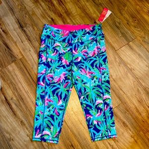 Lilly Pulitzer (NWT) luxletic high rise crop leggings. XXL